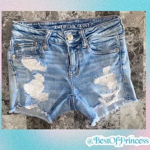 American Eagle Outfitters distressed Jean Shorts ✨Excellent Condition✨